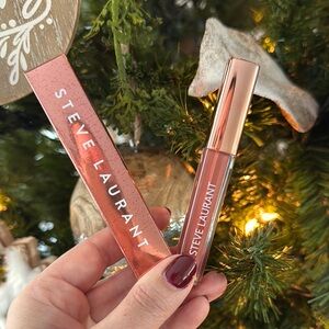 New- Steve Laurant Lip Gloss